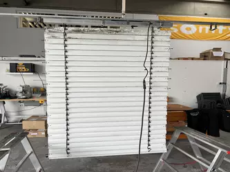 Jalousie vor Reinigung Jalousie vor Reinigung